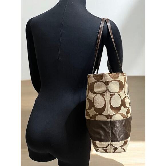 Y2K Coach 11099 Legacy Signature Stripe Large Tote & 40028 Signature Wristlet - Picture 12 of 16